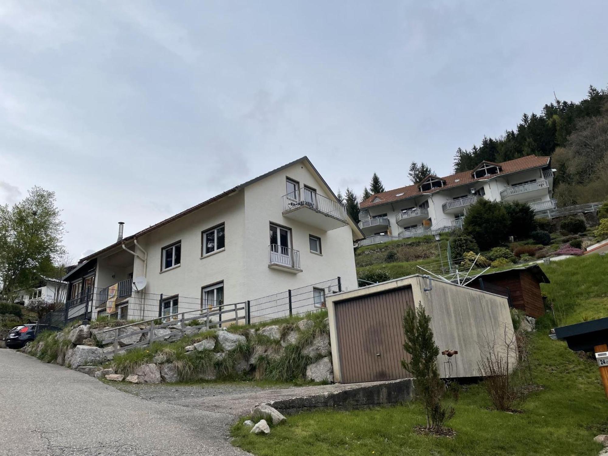 Traumferienwohnung Todtmoos - Appartment Mit Schoenem Wintergarten מראה חיצוני תמונה